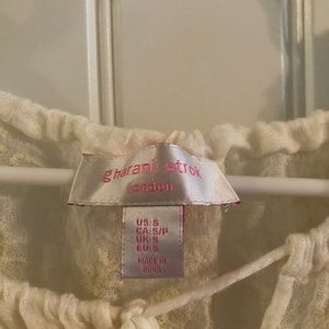 white and cream flower embroidered loose top sizeS